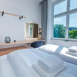 Zeus Design Unique #36 Apartment